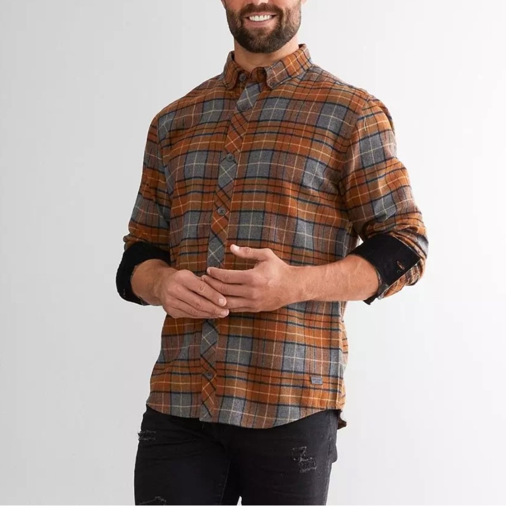 Buckle Outpost Makers Brushed Plaid Flannel Button Front Shirt - Picture 4 of 10